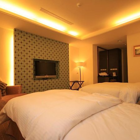 เมาน์เท็น ฟิช วอเตอร์ บูทิก โฮเต็ล Hotel จี๋จี๋ ภายนอก รูปภาพ
