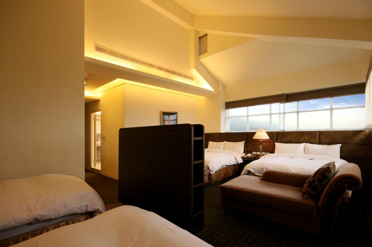 เมาน์เท็น ฟิช วอเตอร์ บูทิก โฮเต็ล Hotel จี๋จี๋ ห้อง รูปภาพ
