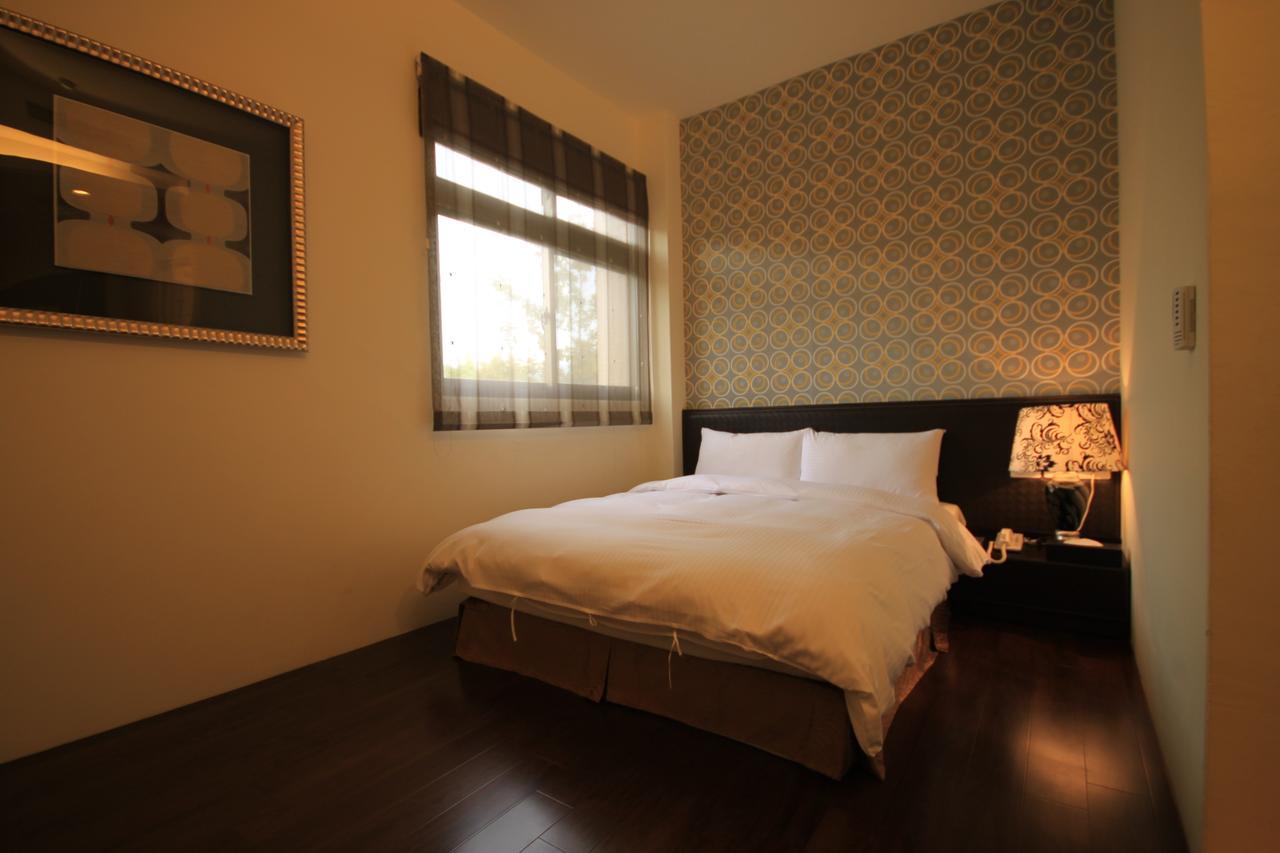 เมาน์เท็น ฟิช วอเตอร์ บูทิก โฮเต็ล Hotel จี๋จี๋ ห้อง รูปภาพ