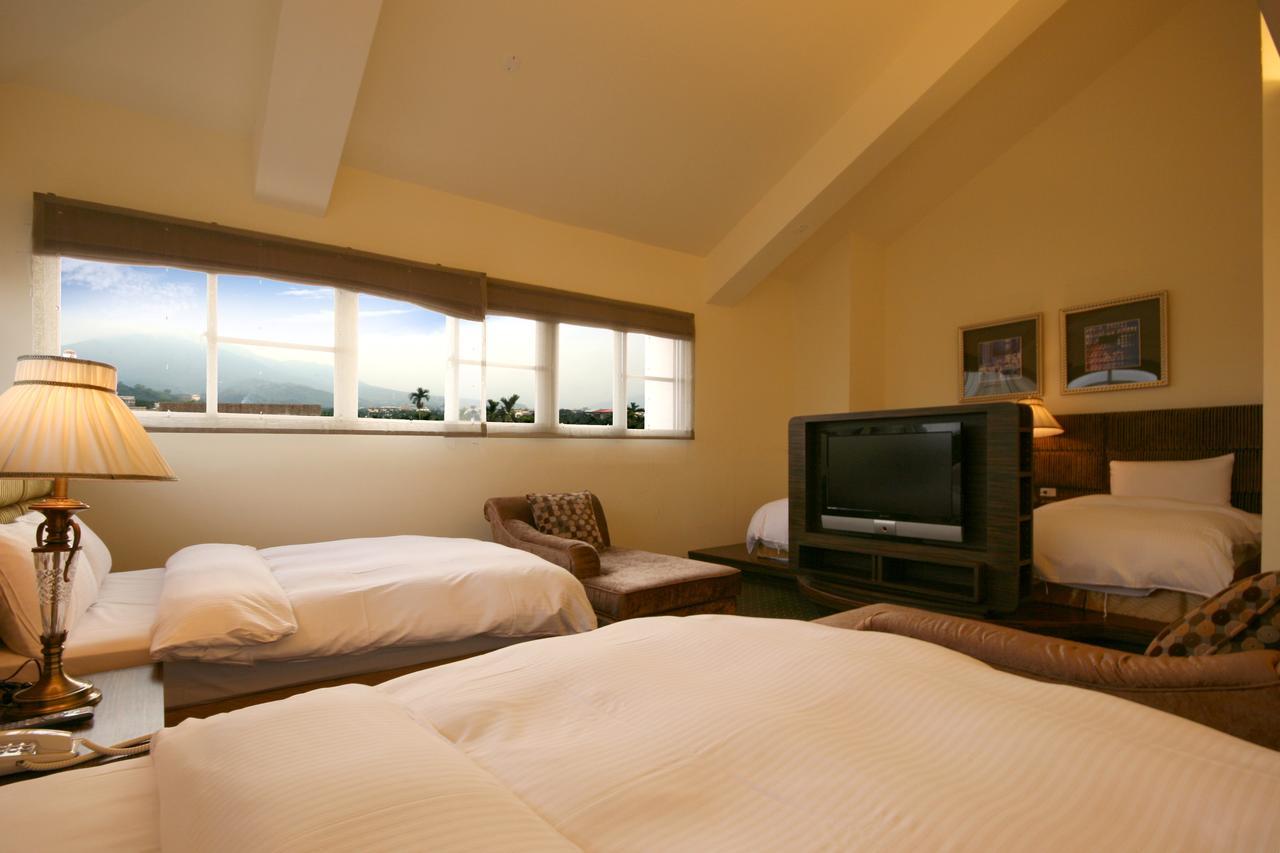 เมาน์เท็น ฟิช วอเตอร์ บูทิก โฮเต็ล Hotel จี๋จี๋ ห้อง รูปภาพ