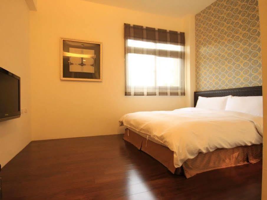เมาน์เท็น ฟิช วอเตอร์ บูทิก โฮเต็ล Hotel จี๋จี๋ ภายนอก รูปภาพ